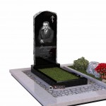 Памятник Корка необработанная 